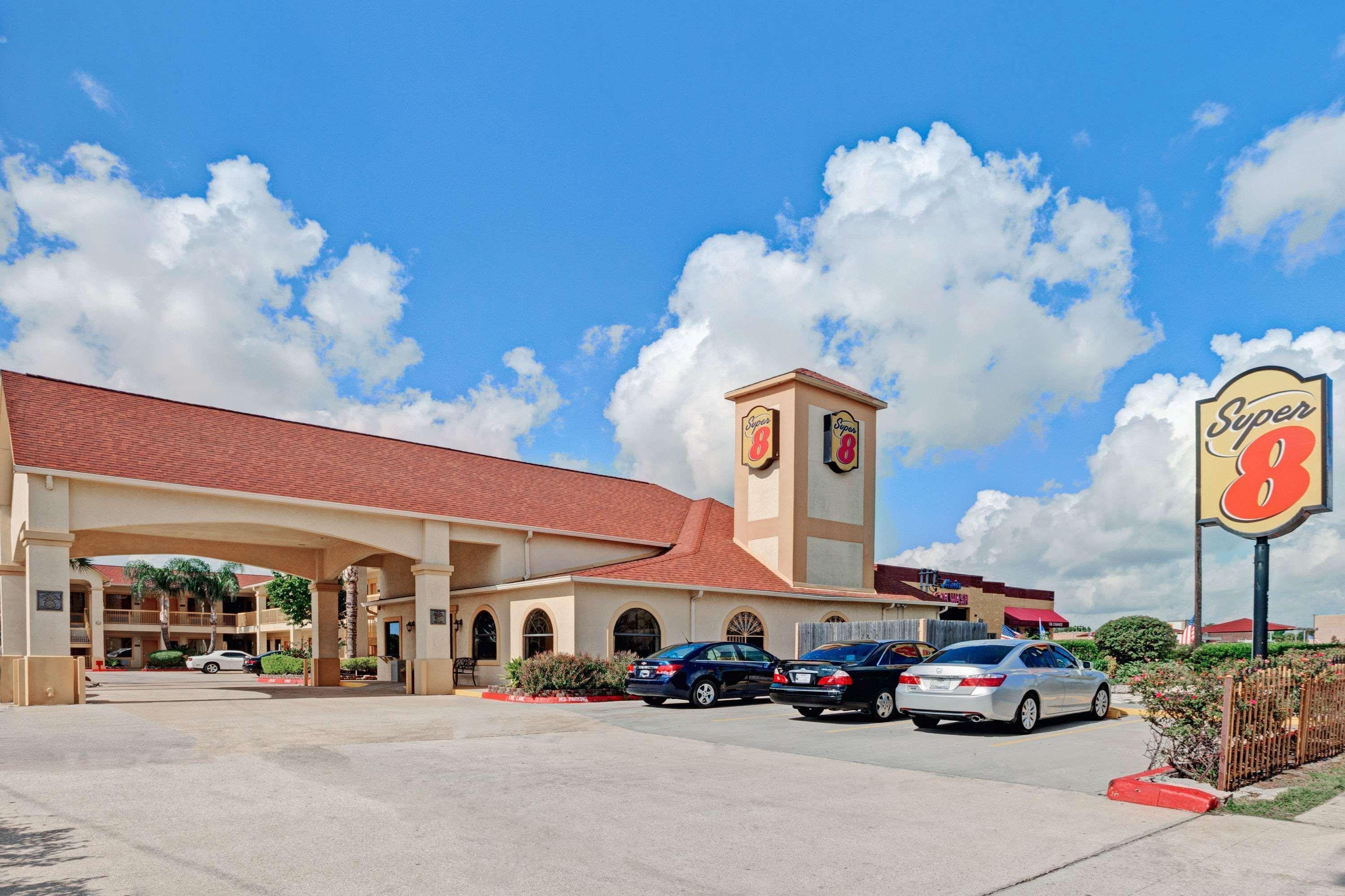 Super 8 By Wyndham Houston Hobby Airport South Hotel Exterior foto